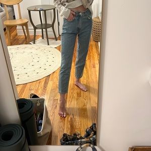 Classic Zara mom Jeans 🤍